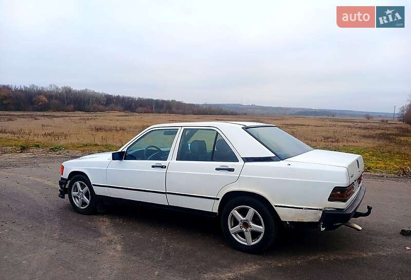 Седан Mercedes-Benz E-Class 1986 в Балаклії фото 5 Седан Mercedes-Benz E-Class 1986 в Балаклії