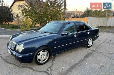 Седан Mercedes-Benz E-Class 1996 в Измаиле