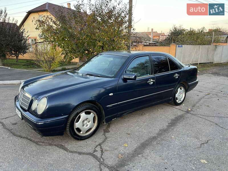 Mercedes-Benz E-Class 1996
