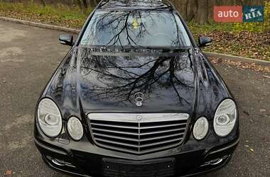 Универсал Mercedes-Benz E-Class 2009 в Киеве