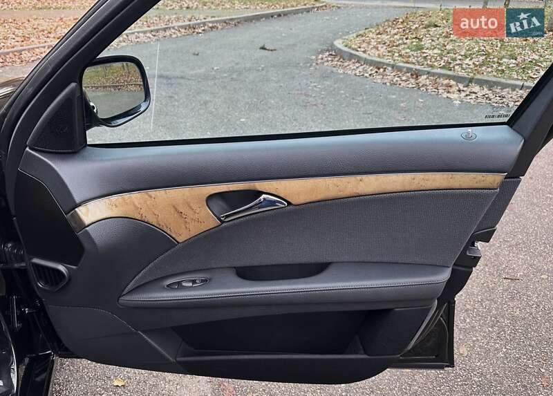 Универсал Mercedes-Benz E-Class 2009 в Киеве