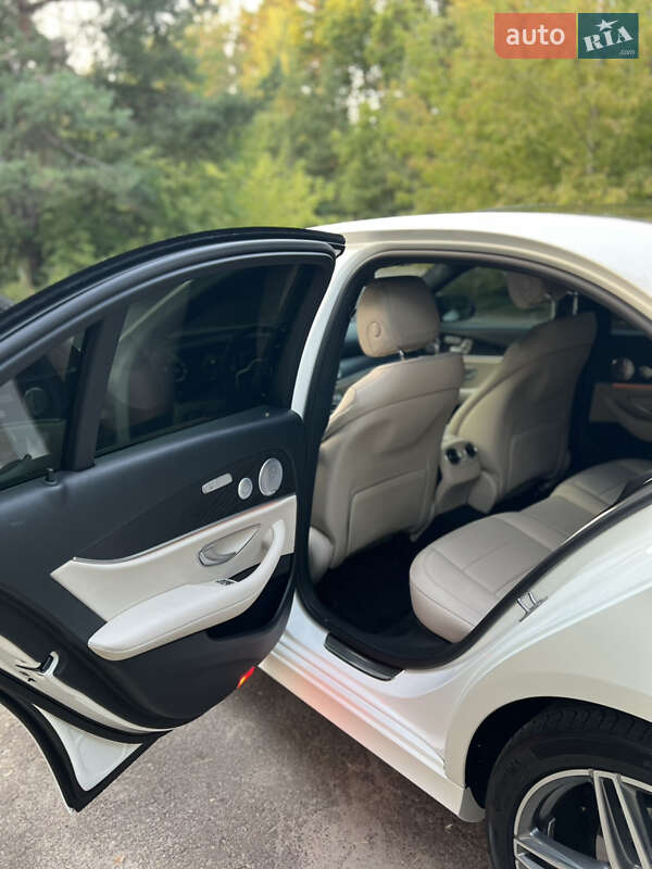 Седан Mercedes-Benz E-Class 2019 в Бердичеві