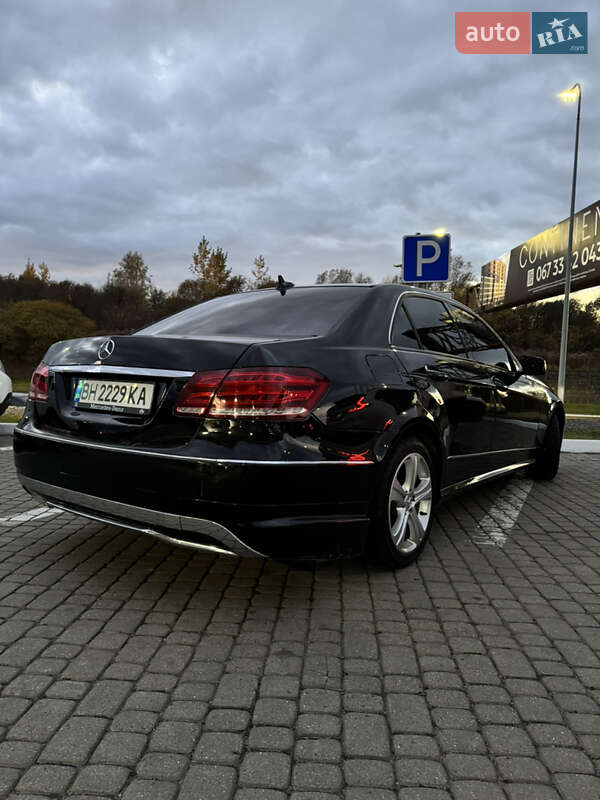 Седан Mercedes-Benz E-Class 2010 в Львові фото 5 Седан Mercedes-Benz E-Class 2010 в Львові