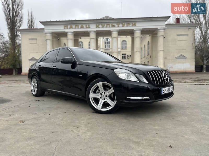 Седан Mercedes-Benz E-Class 2012 в Миколаєві