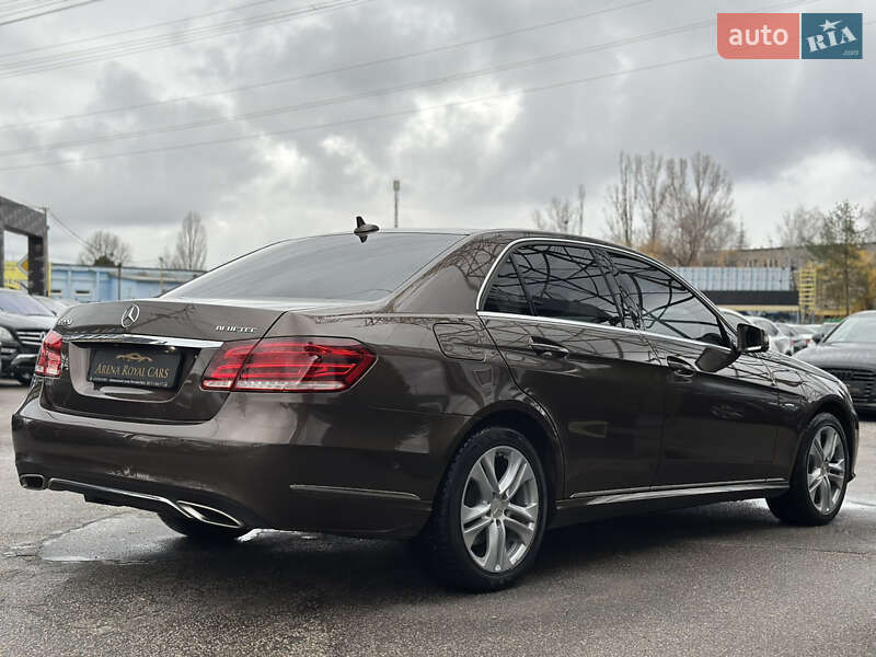 Седан Mercedes-Benz E-Class 2015 в Харькове фото 10 Седан Mercedes-Benz E-Class 2015 в Харькове