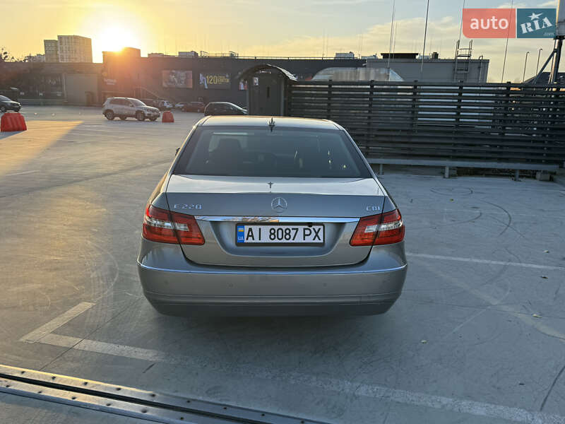 Седан Mercedes-Benz E-Class 2010 в Киеве фото 15 Седан Mercedes-Benz E-Class 2010 в Киеве