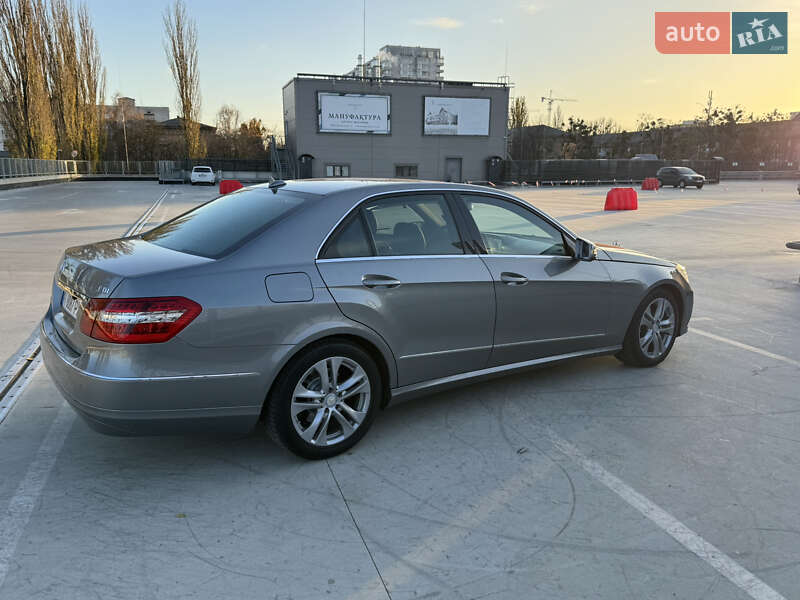 Седан Mercedes-Benz E-Class 2010 в Киеве фото 20 Седан Mercedes-Benz E-Class 2010 в Киеве