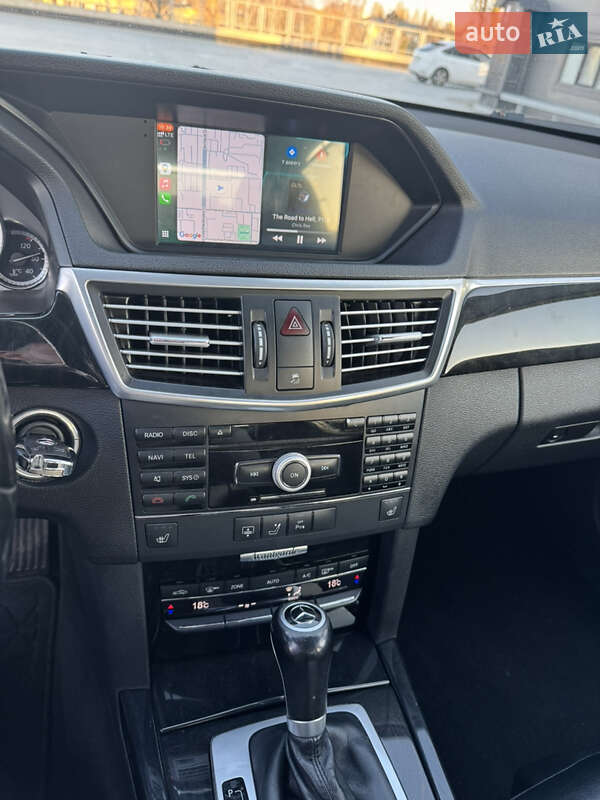 Седан Mercedes-Benz E-Class 2010 в Киеве фото 28 Седан Mercedes-Benz E-Class 2010 в Киеве