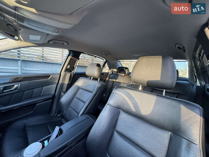 Седан Mercedes-Benz E-Class 2010 в Киеве фото 38 Седан Mercedes-Benz E-Class 2010 в Киеве