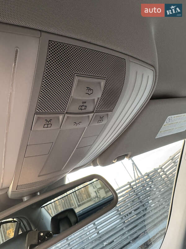 Седан Mercedes-Benz E-Class 2010 в Киеве фото 50 Седан Mercedes-Benz E-Class 2010 в Киеве