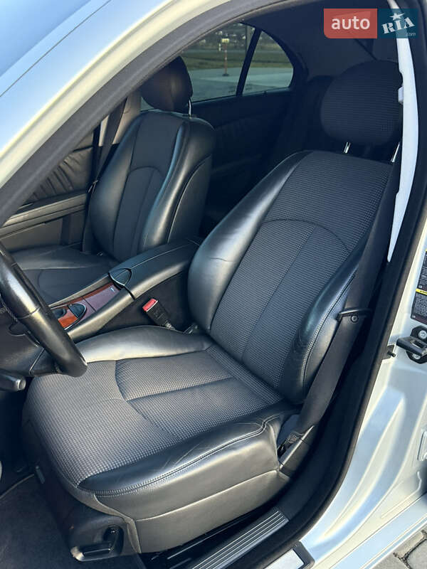 Седан Mercedes-Benz E-Class 2007 в Львові фото 34 Седан Mercedes-Benz E-Class 2007 в Львові
