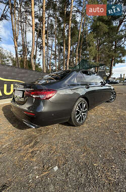 Седан Mercedes-Benz E-Class 2021 в Києві