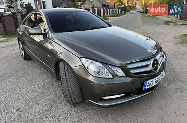 Купе Mercedes-Benz E-Class 2011 в Тячеві