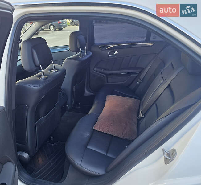 Седан Mercedes-Benz E-Class 2012 в Одесі фото 18 Седан Mercedes-Benz E-Class 2012 в Одесі