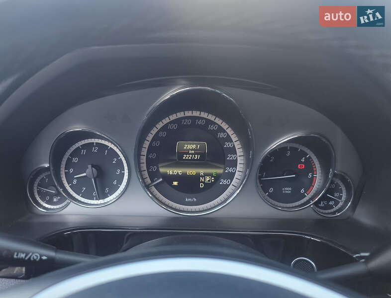Седан Mercedes-Benz E-Class 2012 в Одесі фото 28 Седан Mercedes-Benz E-Class 2012 в Одесі