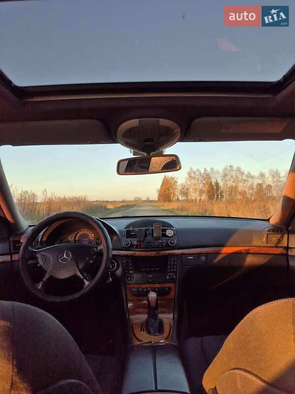 Седан Mercedes-Benz E-Class 2002 в Львові фото 13 Седан Mercedes-Benz E-Class 2002 в Львові