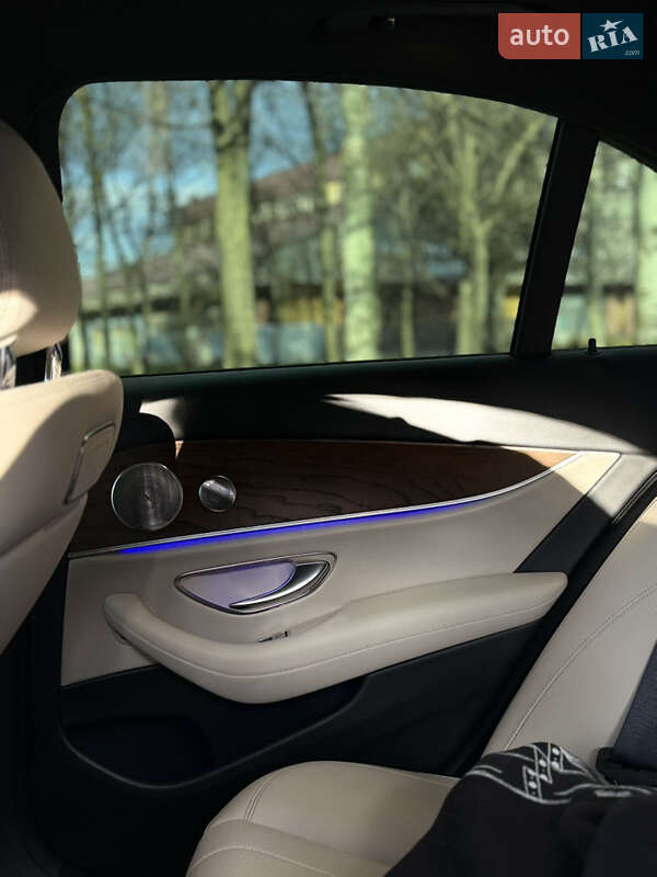 Седан Mercedes-Benz E-Class 2018 в Кривому Розі фото 11 Седан Mercedes-Benz E-Class 2018 в Кривому Розі