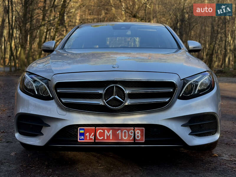 Седан Mercedes-Benz E-Class 2018 в Львове