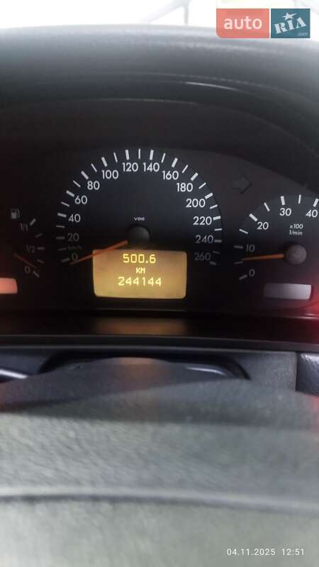 Седан Mercedes-Benz E-Class 2001 в Вінниці фото 14 Седан Mercedes-Benz E-Class 2001 в Вінниці