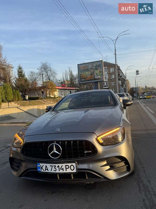 Купе Mercedes-Benz E-Class 2020 в Киеве фото 15 Купе Mercedes-Benz E-Class 2020 в Киеве