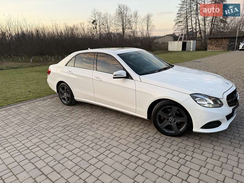 Седан Mercedes-Benz E-Class 2013 в Чернівцях фото 17 Седан Mercedes-Benz E-Class 2013 в Чернівцях