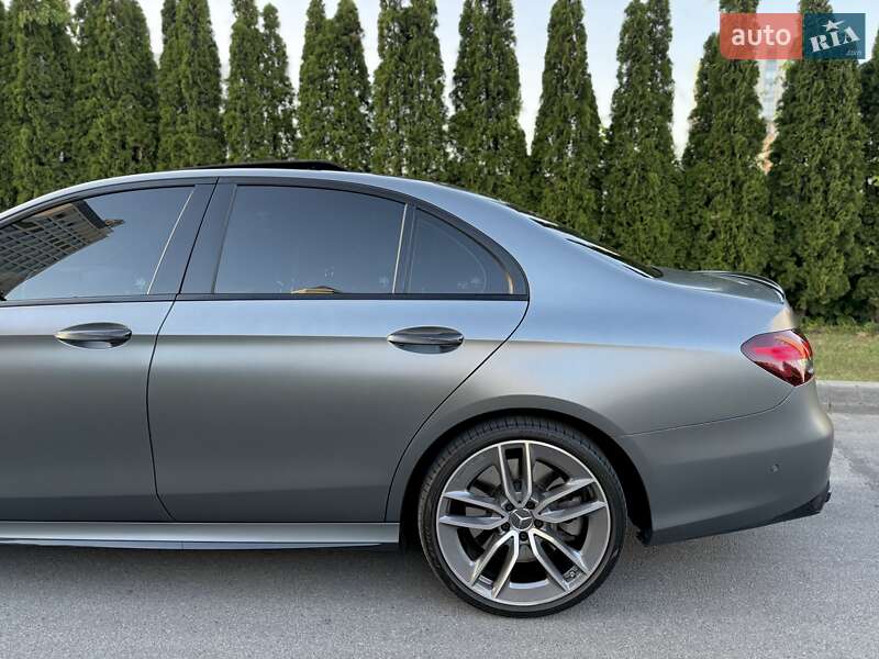 Седан Mercedes-Benz E-Class 2022 в Дніпрі