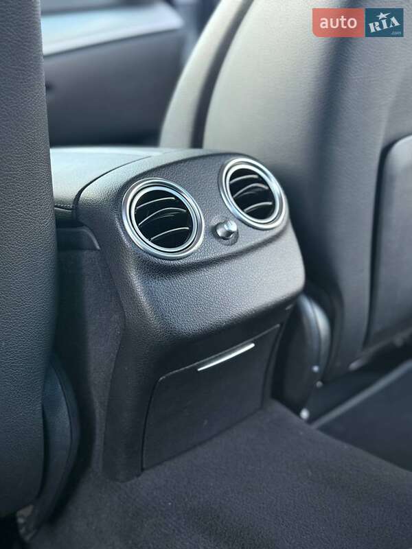 Седан Mercedes-Benz E-Class 2017 в Самборе фото 51 Седан Mercedes-Benz E-Class 2017 в Самборе