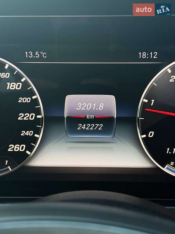 Седан Mercedes-Benz E-Class 2017 в Самборе фото 54 Седан Mercedes-Benz E-Class 2017 в Самборе