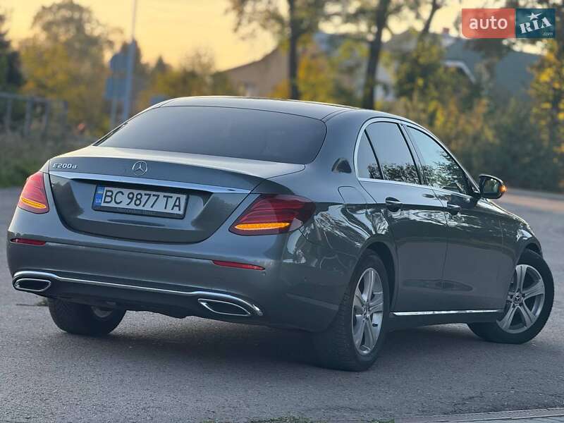 Седан Mercedes-Benz E-Class 2017 в Самборе фото 26 Седан Mercedes-Benz E-Class 2017 в Самборе