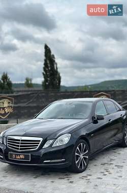 Седан Mercedes-Benz E-Class 2011 в Могилів-Подільському