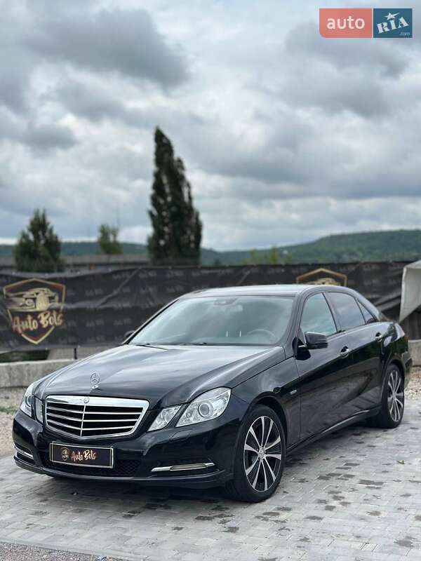 Mercedes-Benz E-Class 2011 Mercedes-Benz E-Class 2011