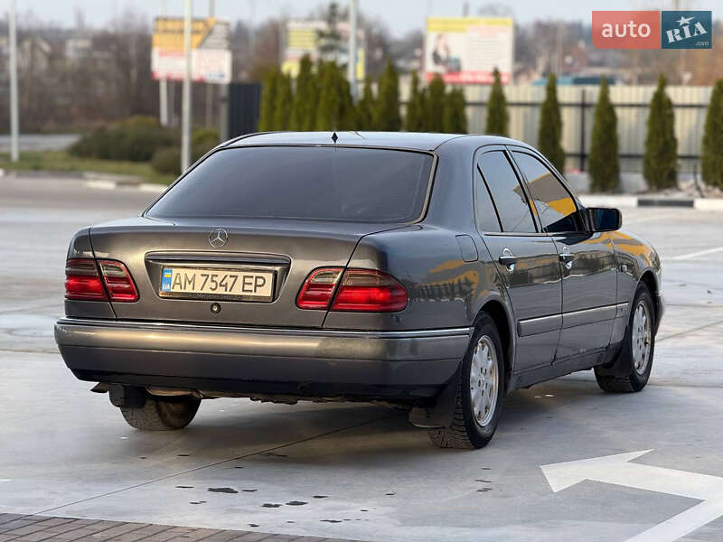 Седан Mercedes-Benz E-Class 1995 в Киеве фото 12 Седан Mercedes-Benz E-Class 1995 в Киеве