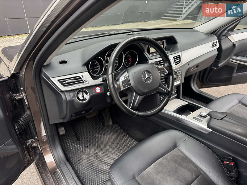 Седан Mercedes-Benz E-Class 2014 в Киеве фото 9 Седан Mercedes-Benz E-Class 2014 в Киеве