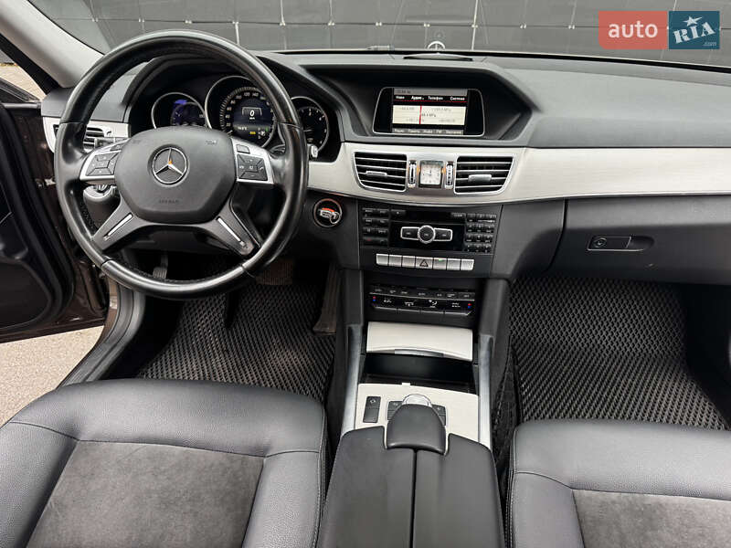 Седан Mercedes-Benz E-Class 2014 в Киеве фото 18 Седан Mercedes-Benz E-Class 2014 в Киеве