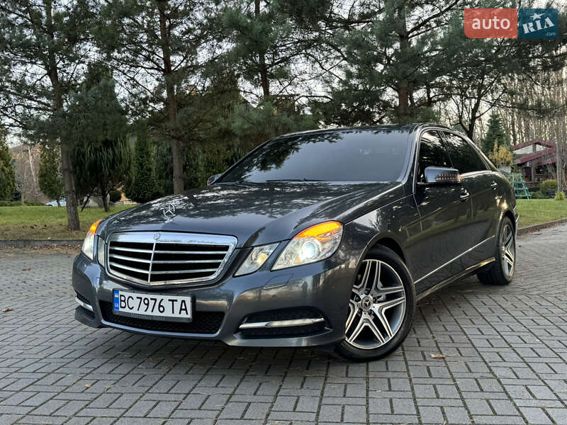 Седан Mercedes-Benz E-Class 2012 в Дрогобыче