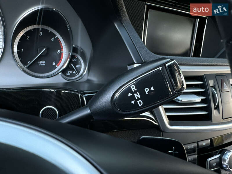Седан Mercedes-Benz E-Class 2012 в Дрогобыче