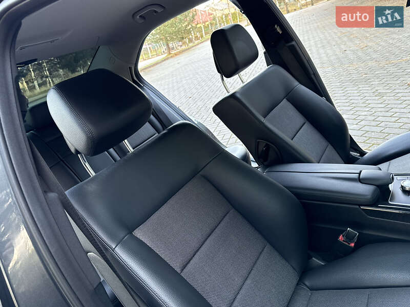 Седан Mercedes-Benz E-Class 2012 в Дрогобыче