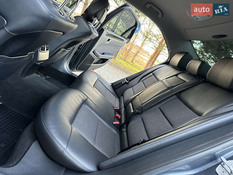 Седан Mercedes-Benz E-Class 2012 в Дрогобыче