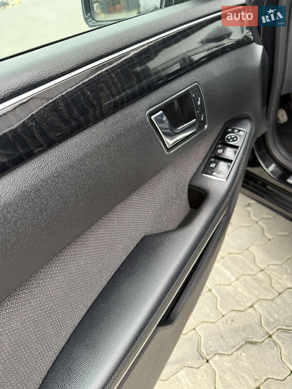 Седан Mercedes-Benz E-Class 2011 в Бориславі фото 20 Седан Mercedes-Benz E-Class 2011 в Бориславі