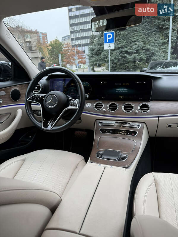 Седан Mercedes-Benz E-Class 2023 в Дніпрі