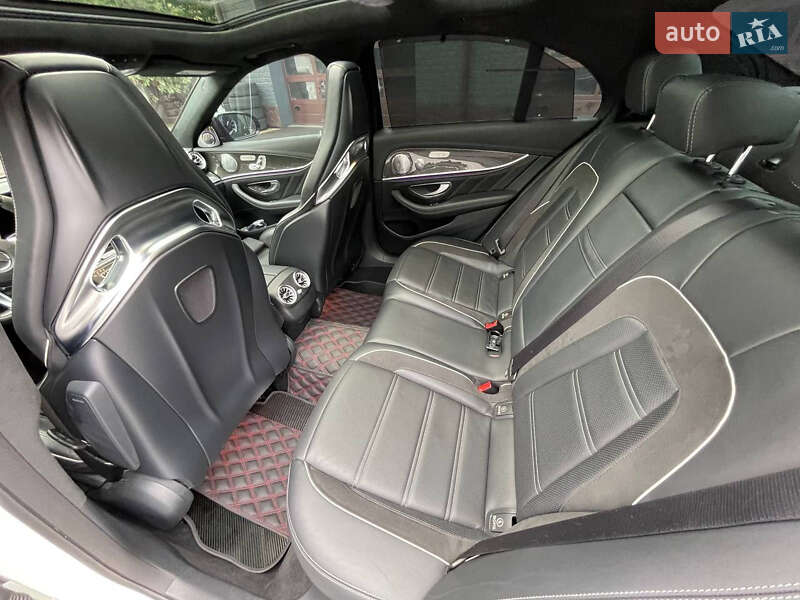 Седан Mercedes-Benz E-Class 2019 в Одессе фото 33 Седан Mercedes-Benz E-Class 2019 в Одессе