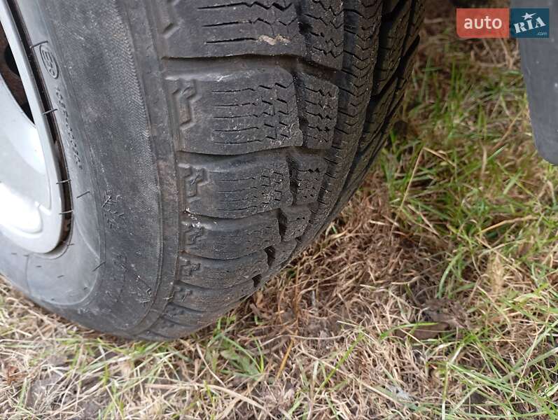 Универсал Mercedes-Benz E-Class 1989 в Ратным