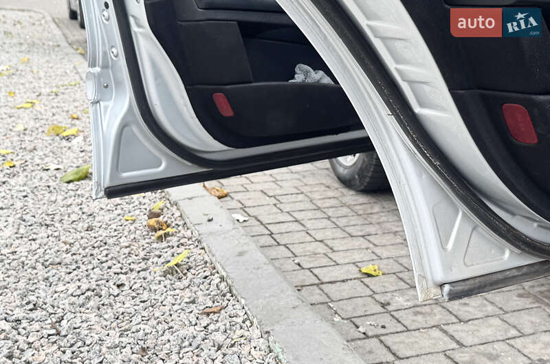 Универсал Mercedes-Benz E-Class 2008 в Запорожье