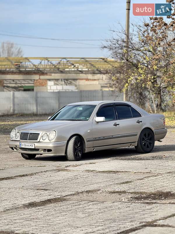 Седан Mercedes-Benz E-Class 1997 в Белгороде-Днестровском