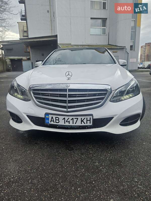 Седан Mercedes-Benz E-Class 2015 в Виннице