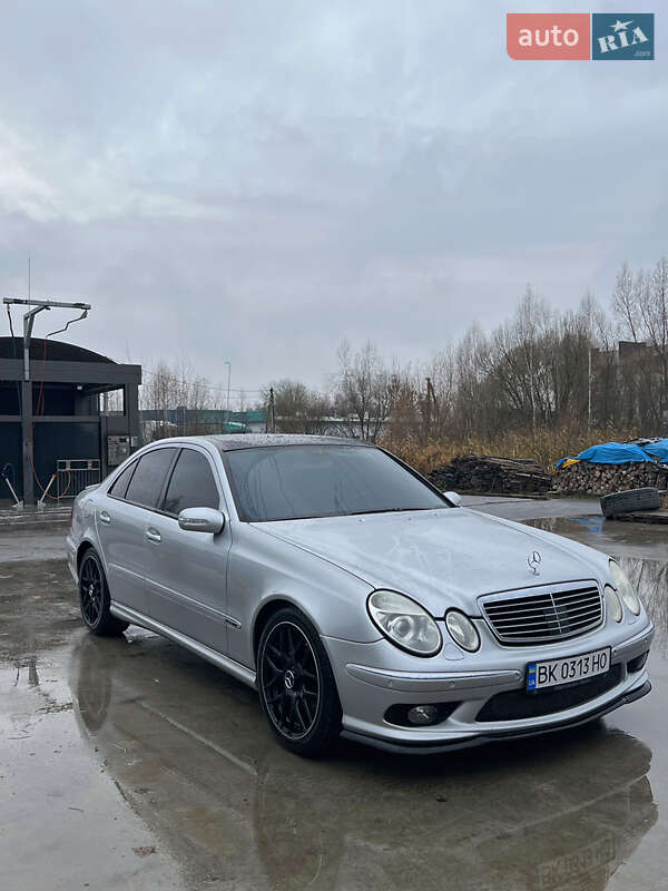 Седан Mercedes-Benz E-Class 2003 в Ратным фото 4 Седан Mercedes-Benz E-Class 2003 в Ратным