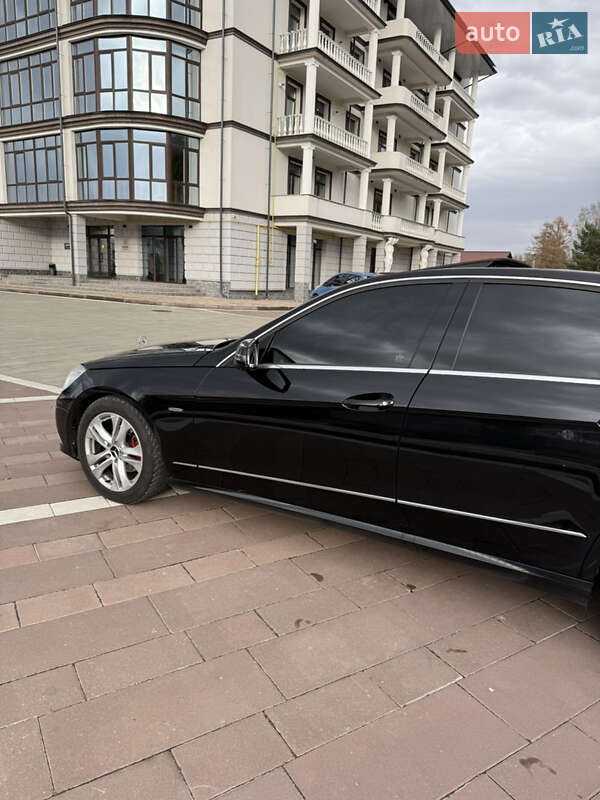 Седан Mercedes-Benz E-Class 2009 в Богородчанах