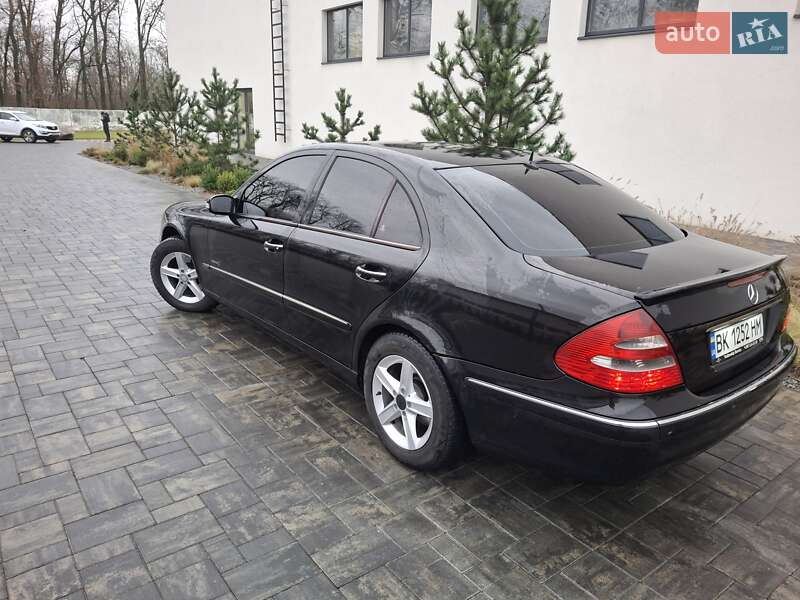 Седан Mercedes-Benz E-Class 2003 в Луцке фото 3 Седан Mercedes-Benz E-Class 2003 в Луцке