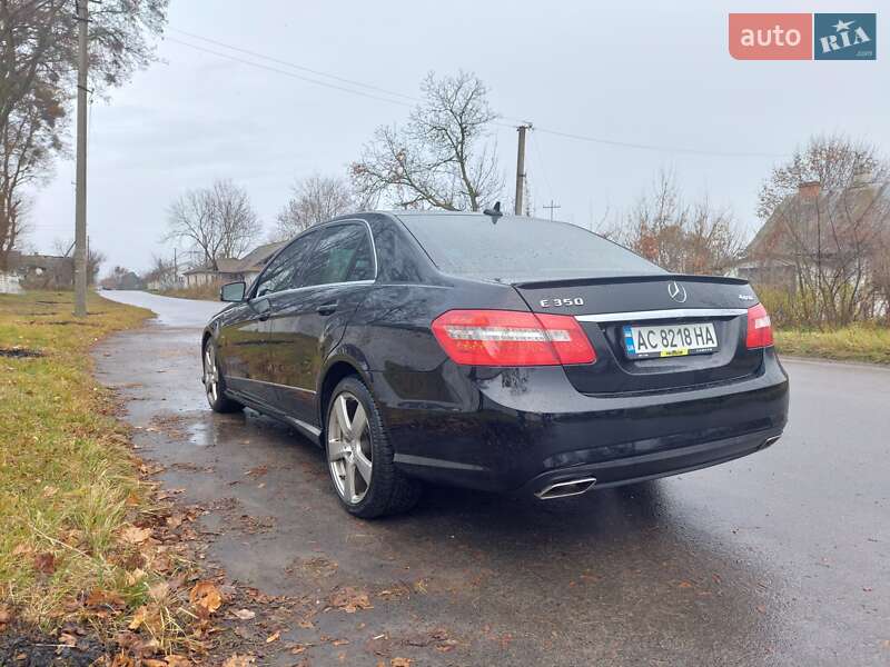 Седан Mercedes-Benz E-Class 2012 в Берестечку