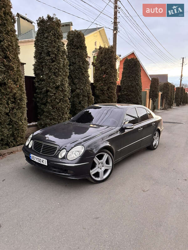 Седан Mercedes-Benz E-Class 2003 в Вінниці